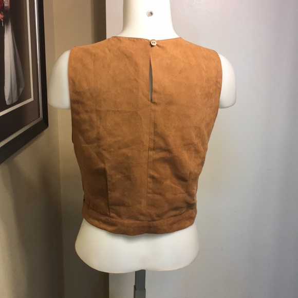 💙Great Cond Suede looking crop Top💙 - Picture 4 of 8